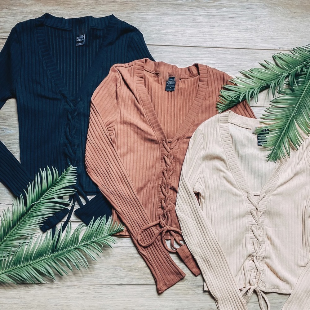 Long Sleeve Front Tie Crop Top